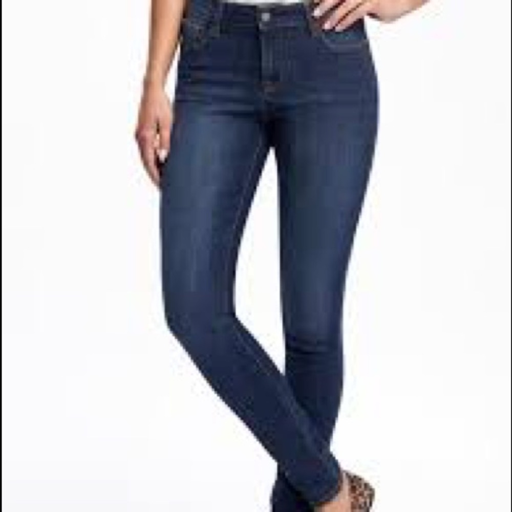 Old navy rockstar skinny mid rise-NWT